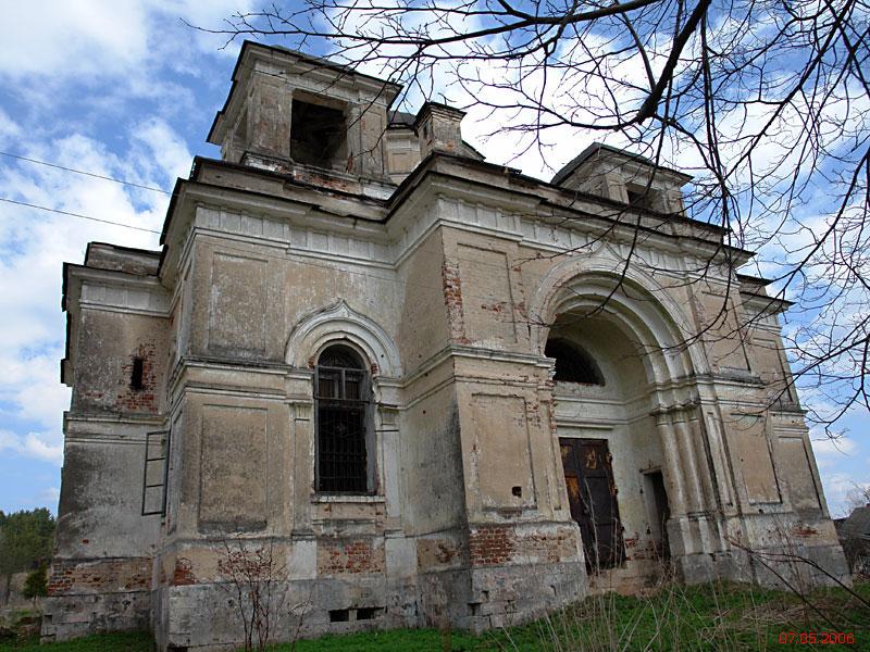 Родня. Церковь Успения Пресвятой Богородицы. фасады