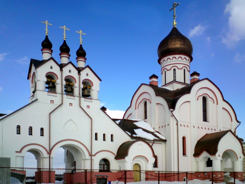 Южное Бутово. Церковь Пантелеимона Целителя в Потапове. фасады