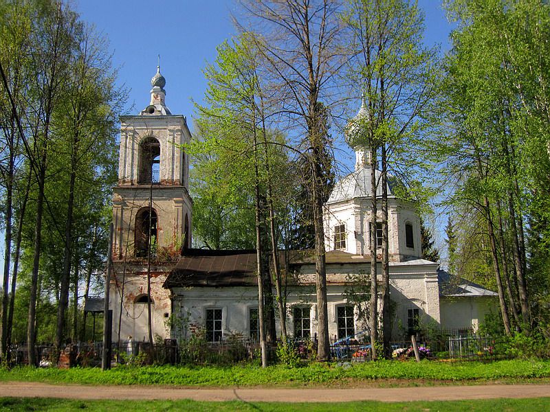 Церковь Троицы Живоначальной, Раздумово (Рыбинский район, Ярославская область). фасады, Раздумово. Церковь Троицы Живоначальной.