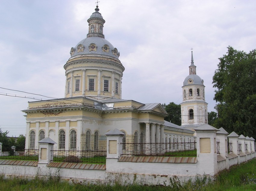 Каринка. Церковь Вознесения Господня. фасады