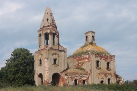 Никольское-Жуково. Церковь Николая Чудотворца