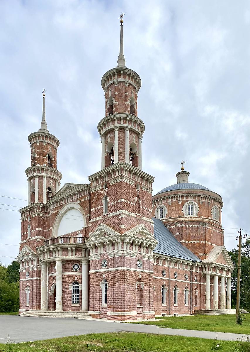 Вид с юго-запада, фасады. Церковь Владимирской иконы Божией Матери, Баловнево (Данковский район, Липецкая область)