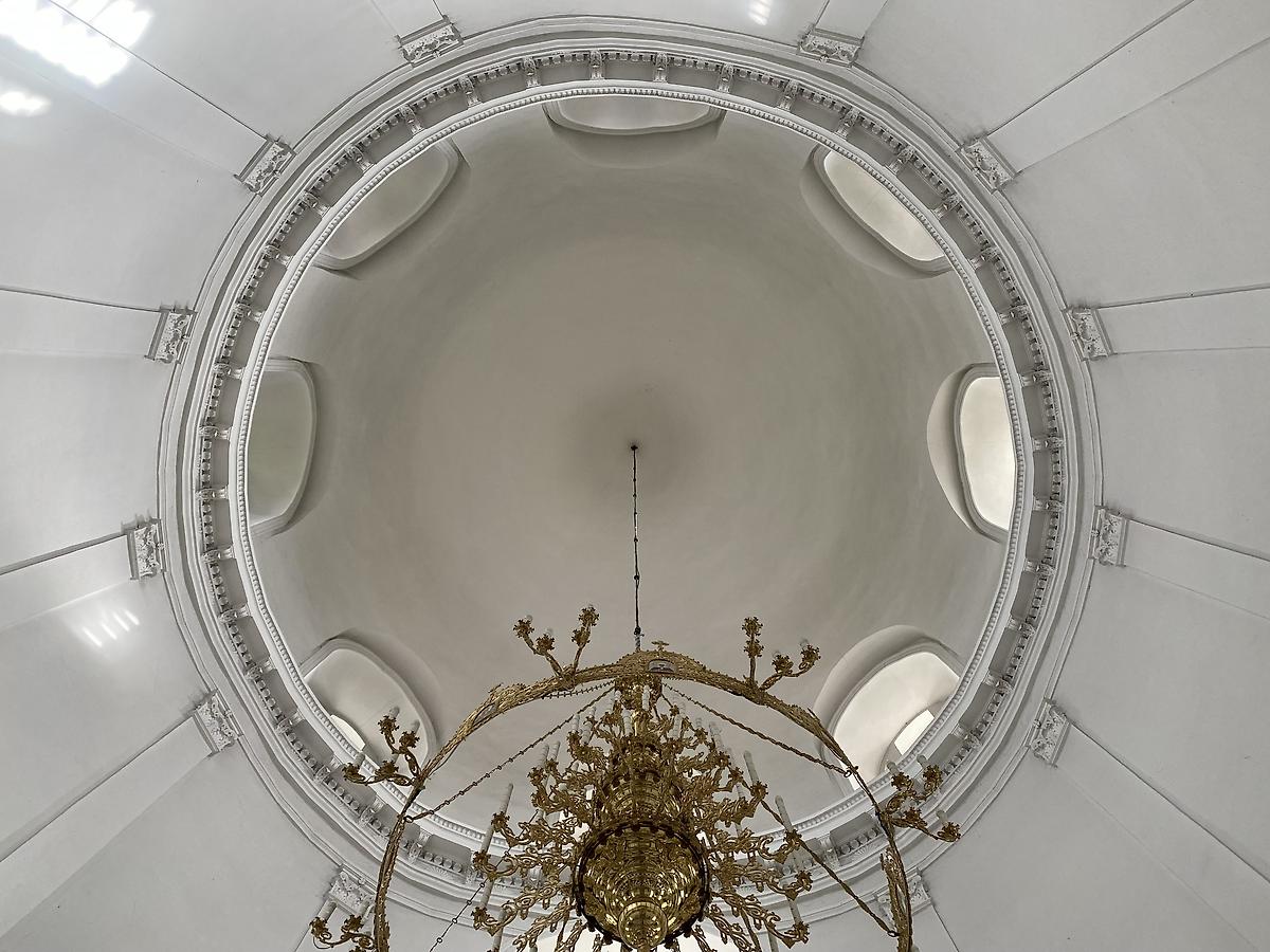 Главный объём, интерьер и убранство. Церковь Владимирской иконы Божией Матери, Баловнево (Данковский район, Липецкая область)