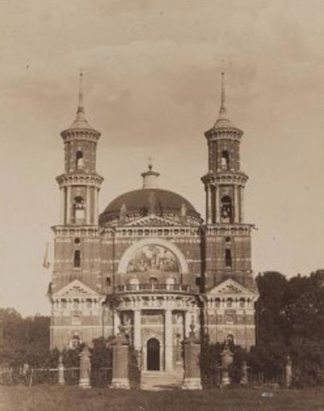 Фотография с видом Владимирской церкви в Баловнево. Приблизительная датировка: 1920-1930 гг. С сата: pastvu.com, архивная фотография. Церковь Владимирской иконы Божией Матери, Баловнево (Данковский район, Липецкая область)