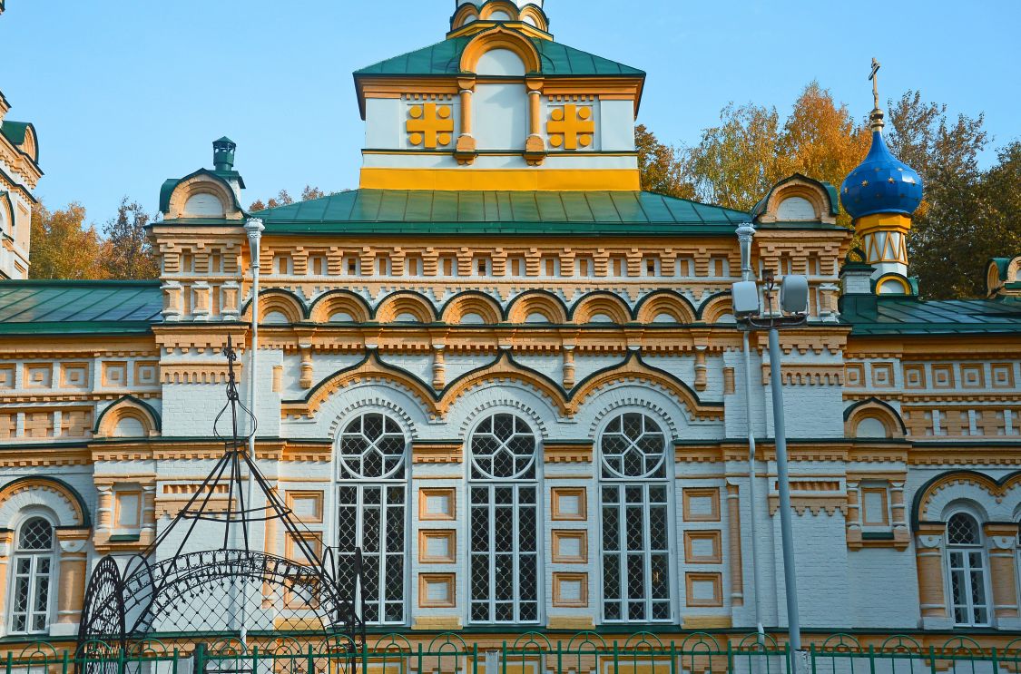 Пермь. Церковь Успения Пресвятой Богородицы на Старом Егошихинском кладбище. архитектурные детали