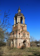 Курино. Богоявления Господня, колокольня церкви