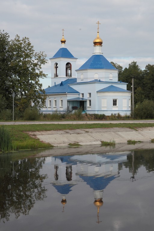Церковь Успения Пресвятой Богородицы, Хвастовичи (Хвастовичский район, Калужская область). фасады