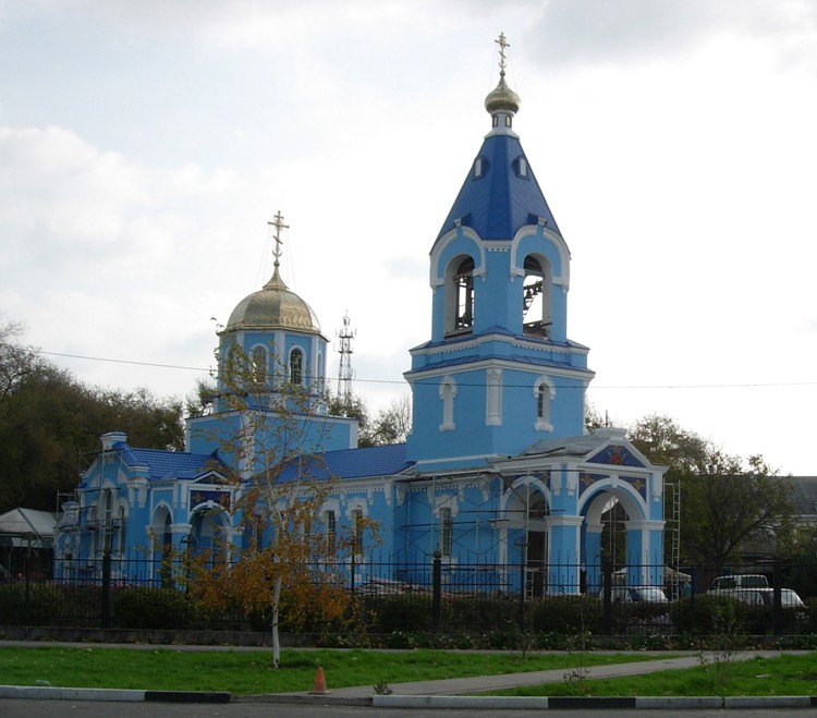 Тихорецк. Кафедральный собор Успения Пресвятой Богородицы. фасады, Фото посвящается 100-летию Свято-Успенского храма. Вид после обновления.