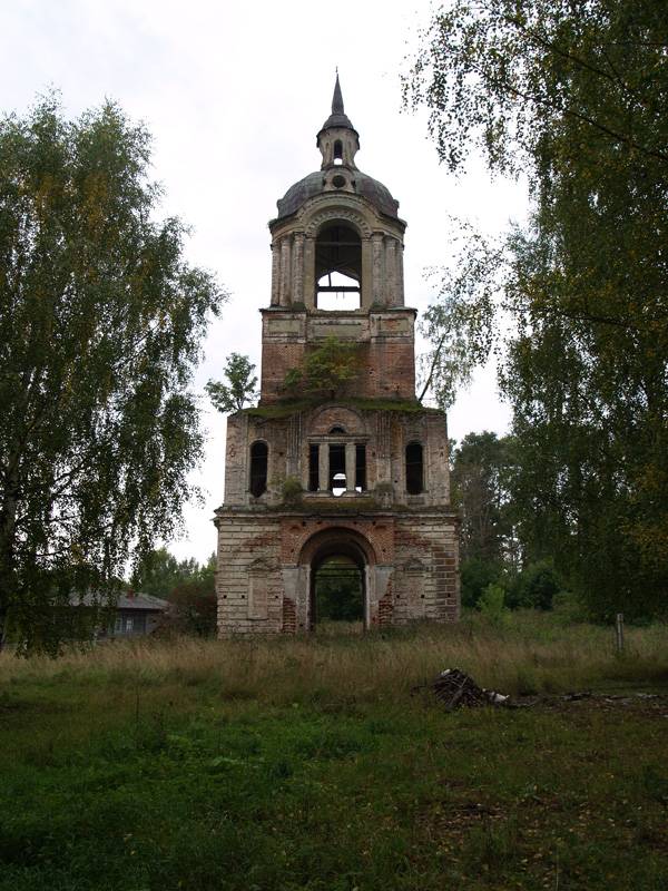 Курино. Колокольня церкви Богоявления Господня. фасады, Колокольня, оставшаяся от храма