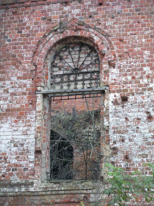 Церковь Михаила Архангела, Берестна (Хвастовичский район, Калужская область). архитектурные детали