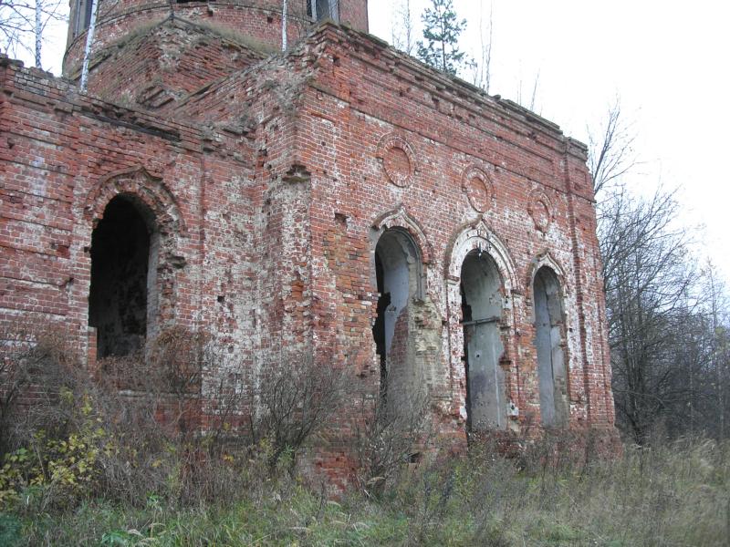 Церковь Михаила Архангела, Берестна (Хвастовичский район, Калужская область). архитектурные детали