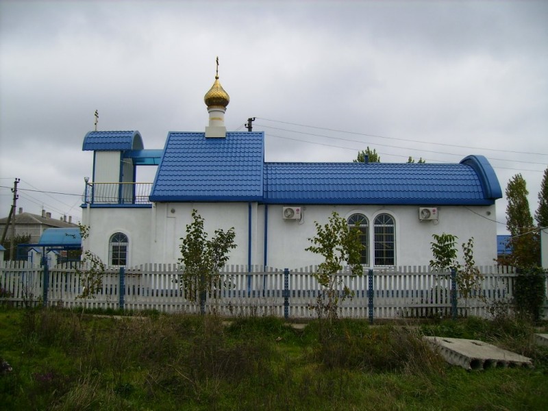 Церковь Преображения Господня, Южный (Краснодар, город, Краснодарский край). общий вид в ландшафте