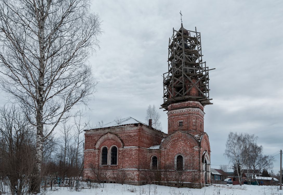 Церковь Троицы Живоначальной, Лобково (Кашинский городской округ, Тверская область). фасады