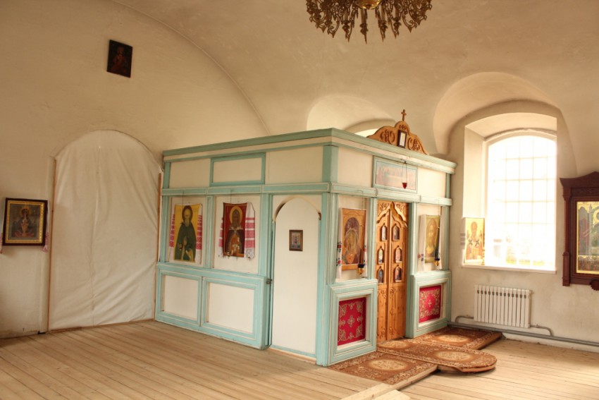 Артемиев Веркольский монастырь. Церковь Артемия Веркольского, Веркола (Новый Путь) (Пинежский район, Архангельская область). интерьер и убранство, Престол