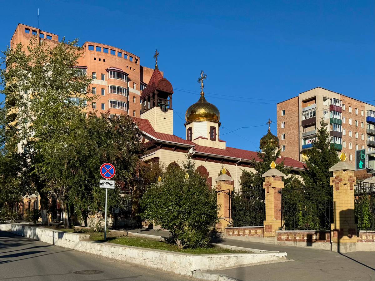 Вид с юго-запада, фасады. Собор Воскресения Христова, Чита (Чита, город, Забайкальский край)