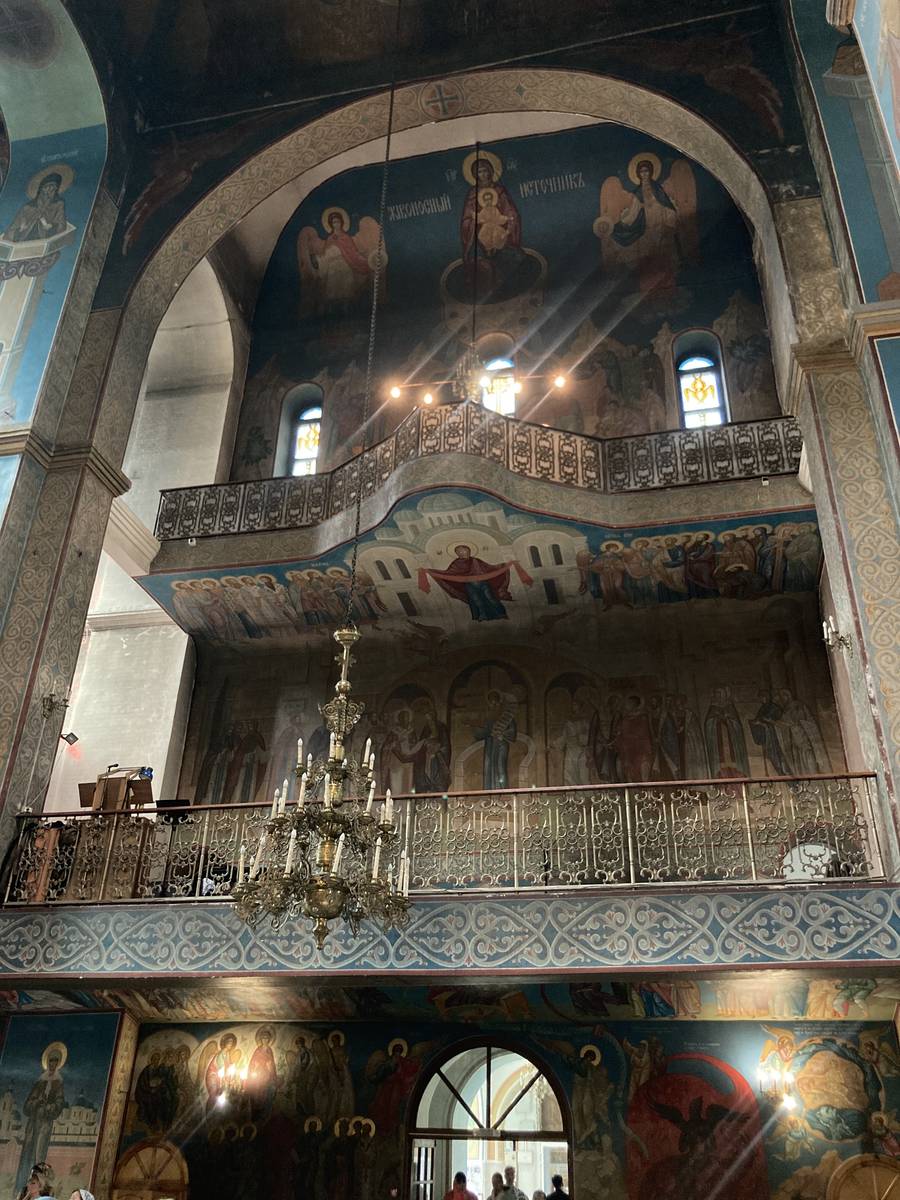 интерьер и убранство. Кафедральный собор иконы Божией Матери 