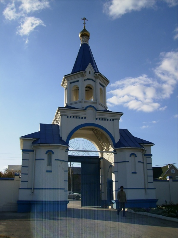 Иверский  женский  монастырь, Ростов-на-Дону (Ростов-на-Дону, город, Ростовская область). фасады, Ворота  монастыря.  Вид  изнутри