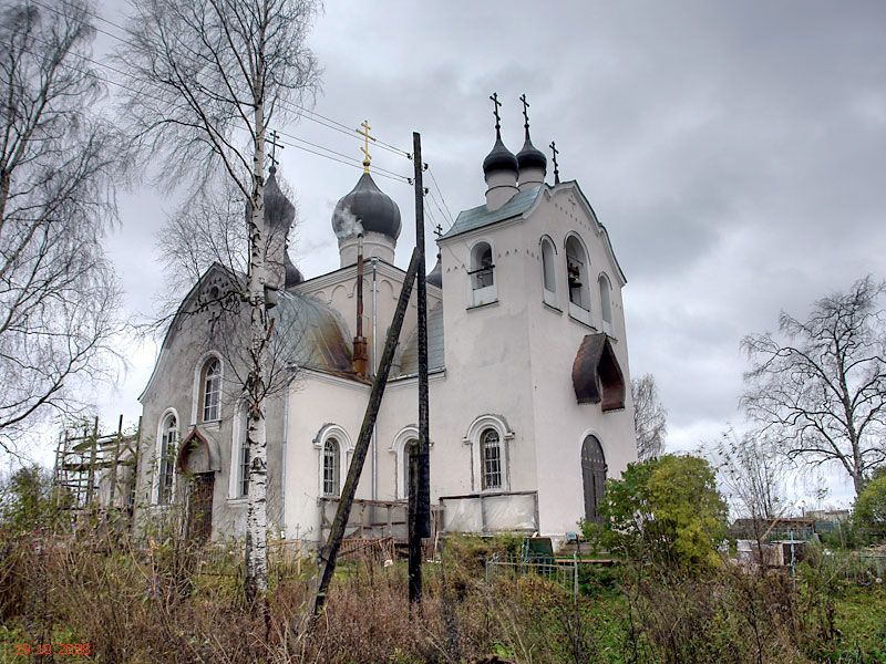 Уницы. Церковь Троицы Живоначальной. фасады