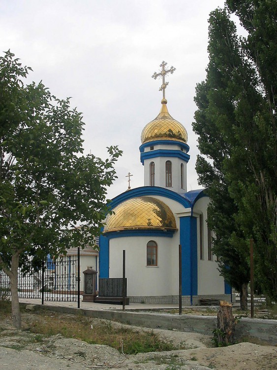 Крестильная часовня Димитрия Солунского, Новороссийск (Новороссийск, город, Краснодарский край). общий вид в ландшафте