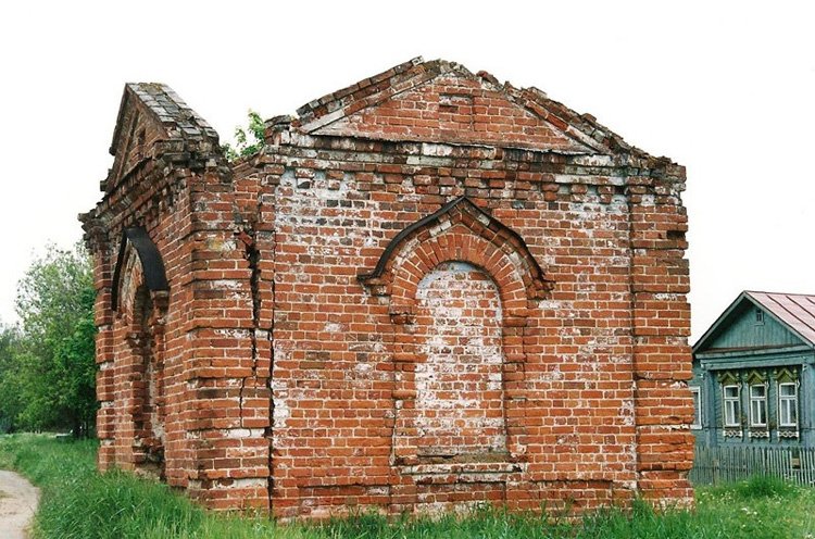 Часовня Иоанна Предтечи, Марьинка (Камешковский район, Владимирская область). дополнительная информация, Вид с юго-восточной стороны.Часовня до востановительных работ.		      
