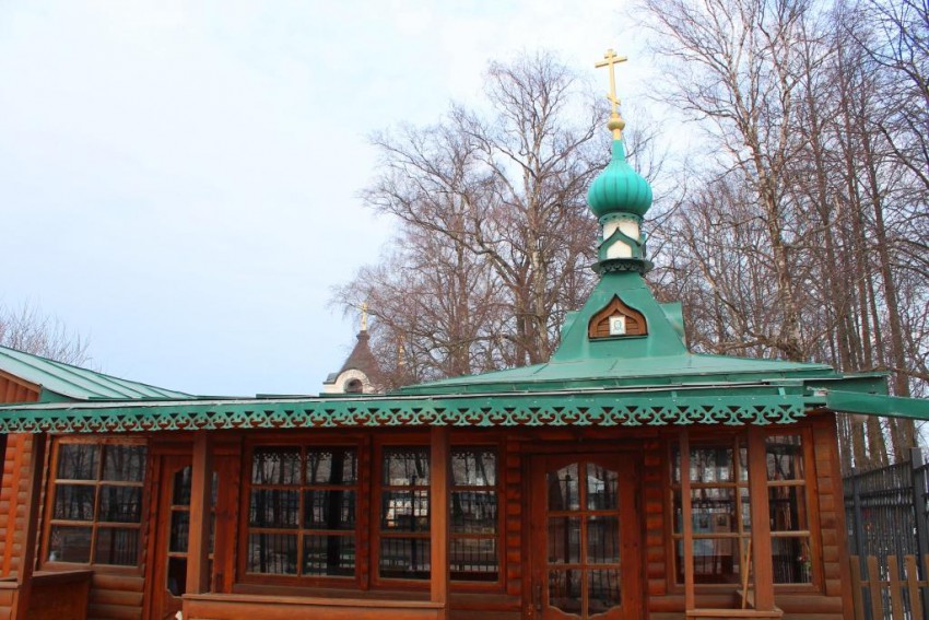 Часовня над могилой игумена Бориса Храмцова, Деулино (Сергиево-Посадский городской округ, Московская область). фасады, Западный фасад