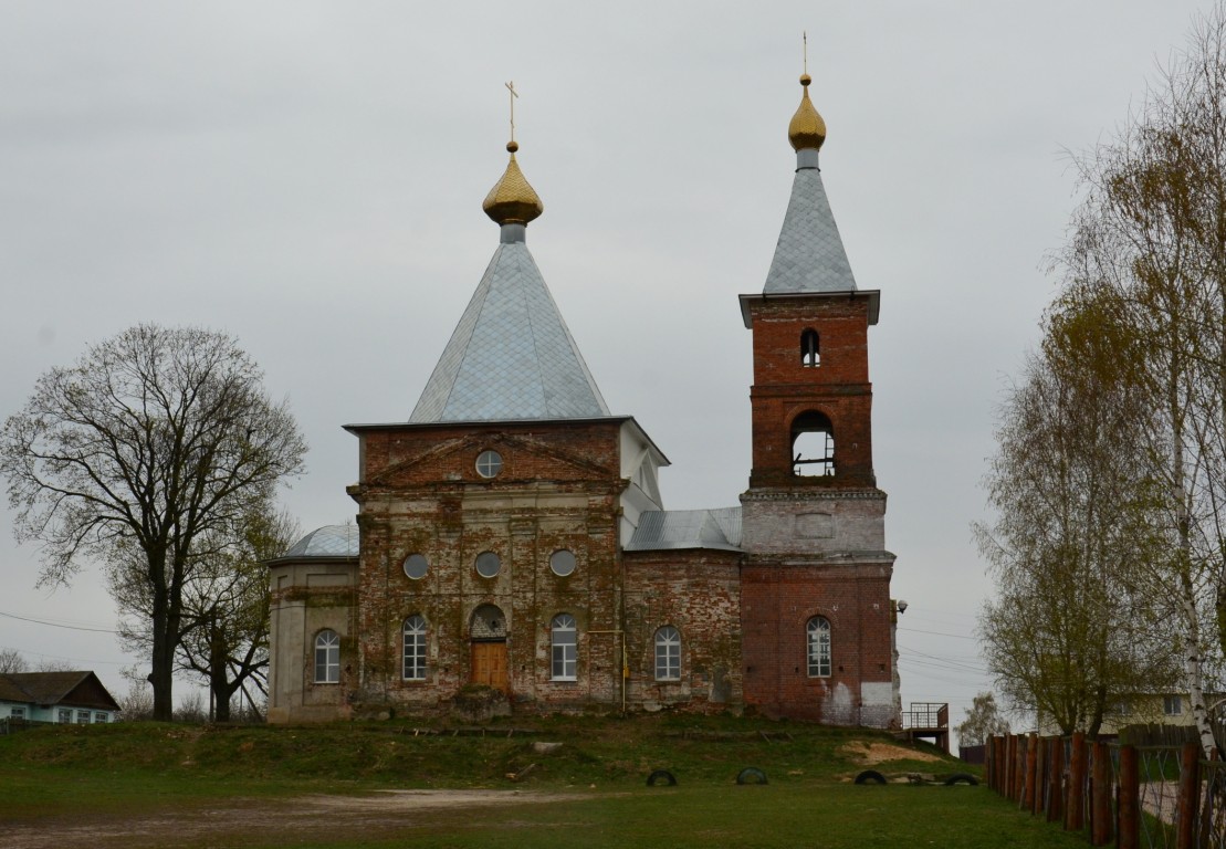 Церковь Покрова Пресвятой Богородицы, Витовка (Почепский район, Брянская область). фасады, Вид с севера