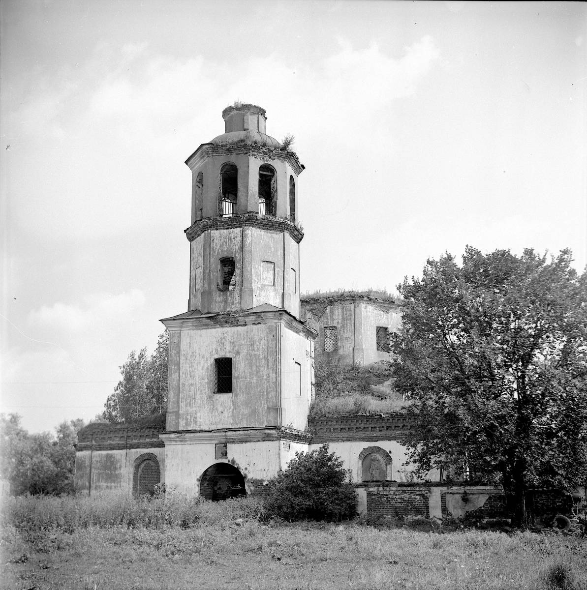фасады. Церковь Казанской иконы Божией Матери, Первитино (Старицкий район, Тверская область)