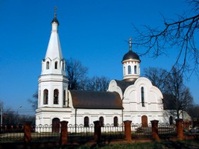 Москва. Церковь Тихвинской иконы Божией Матери в Троицке