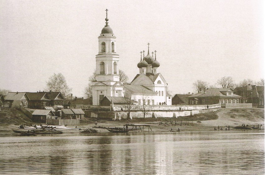 Бор. Церковь Сергия Радонежского. архивная фотография, Вид на храм со стороны Волги. Фото А.М.Драницын начало XX века. источник 