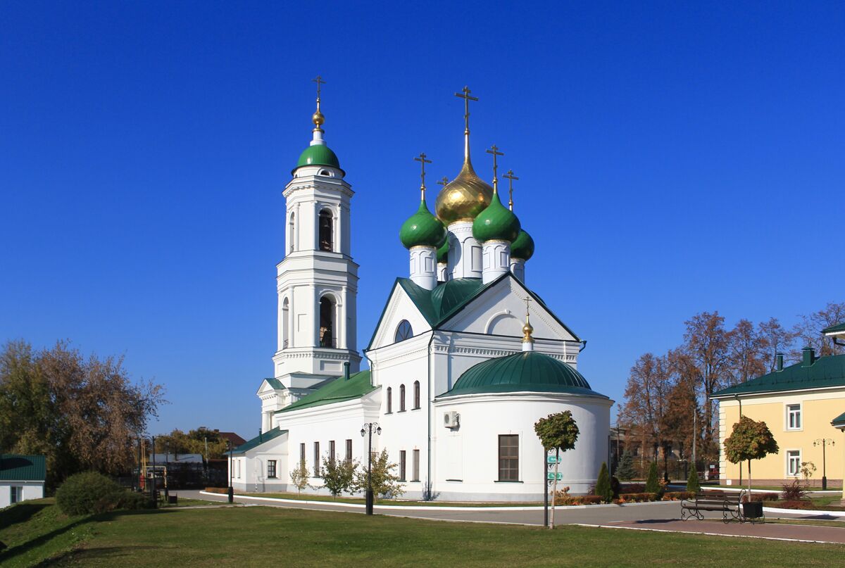 Бор. Церковь Сергия Радонежского. фасады, Общий вид с юго-востока