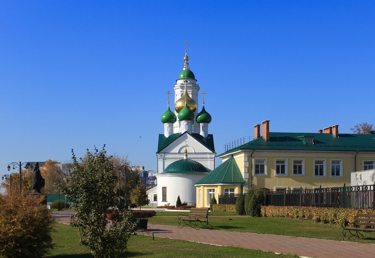 Церковь Сергия Радонежского, Бор (Бор, ГО, Нижегородская область). общий вид в ландшафте, Вид с востока