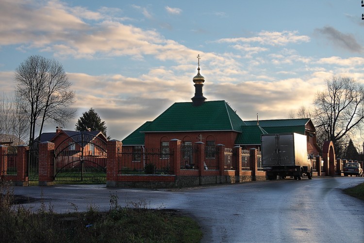 Церковь Благовещения Пресвятой Богородицы, Матвеевское (Подольский городской округ, Московская область). общий вид в ландшафте