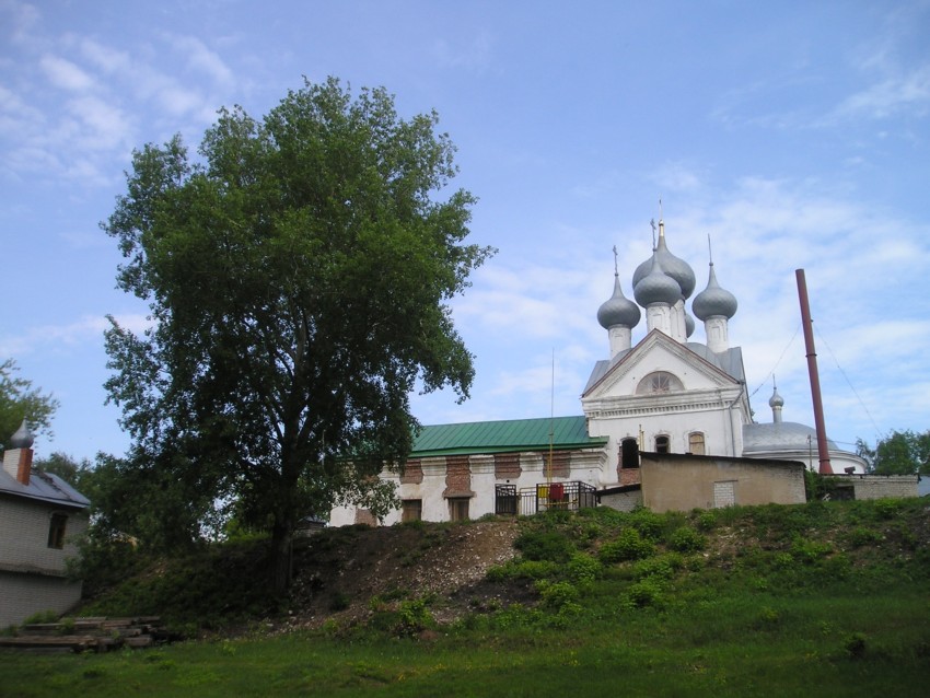 Бор. Церковь Сергия Радонежского. архитектурные детали