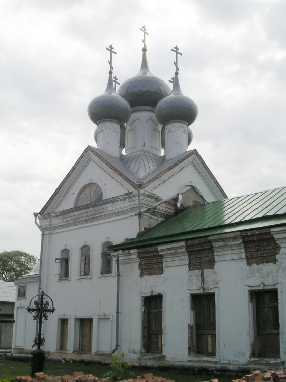 Бор. Церковь Сергия Радонежского. архитектурные детали