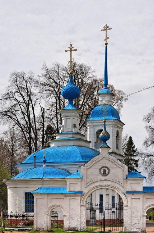 Солигалич. Церковь Петра и Павла. фасады