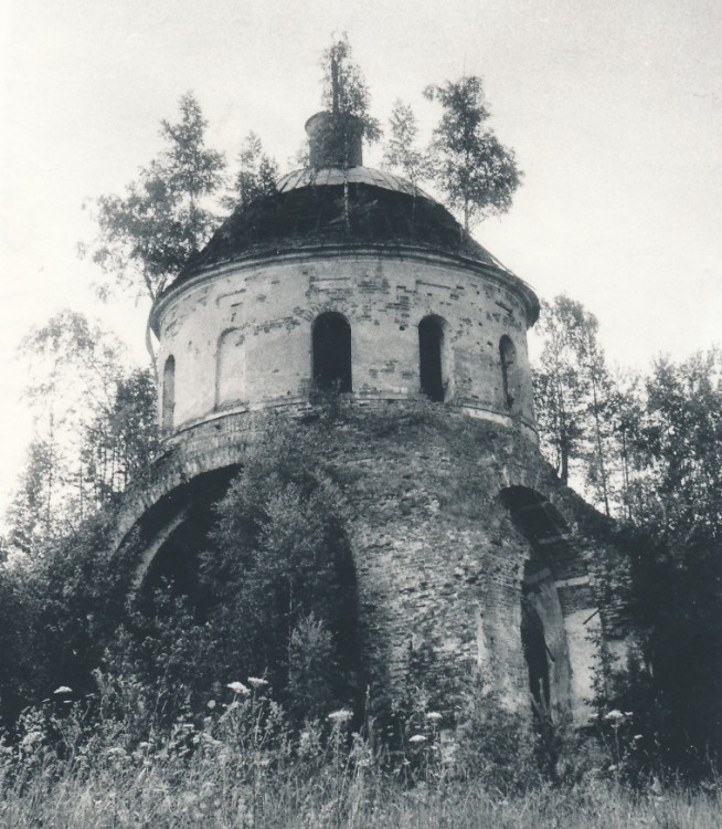 Церковь Михаила Архангела, Холмец, погост (Калининский район, Тверская область). фасады