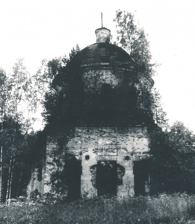 Церковь Михаила Архангела, Холмец, погост (Калининский район, Тверская область). фасады