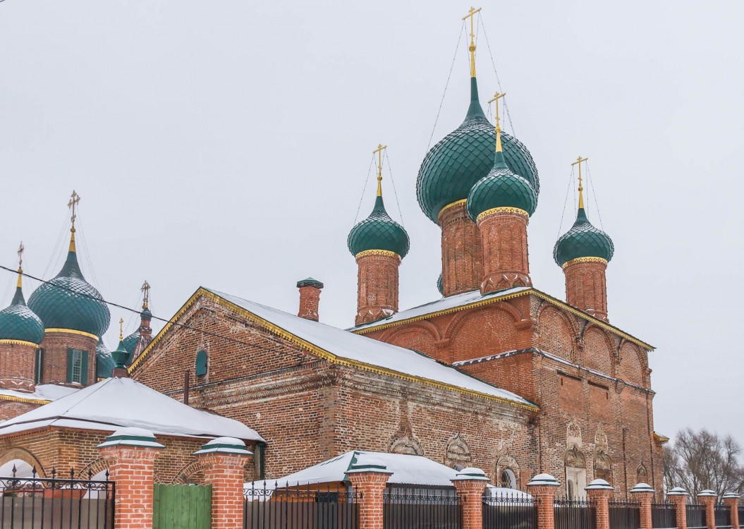 Церковь Сретения Владимирской иконы Божией Матери в Коровниках, Ярославль (Ярославль, город, Ярославская область). архитектурные детали, Вид юго-запада