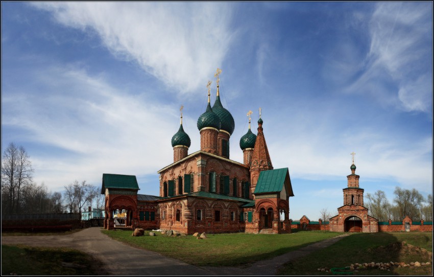 Церковь Иоанна Златоуста в Коровниках, Ярославль (Ярославль, город, Ярославская область). общий вид в ландшафте