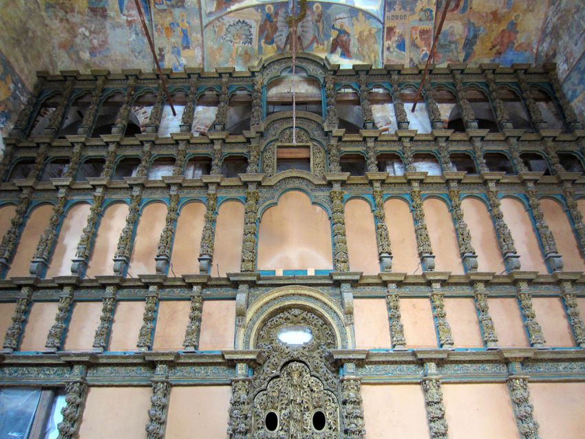 Церковь Иоанна Златоуста в Коровниках, Ярославль (Ярославль, город, Ярославская область). интерьер и убранство, Иконостас
