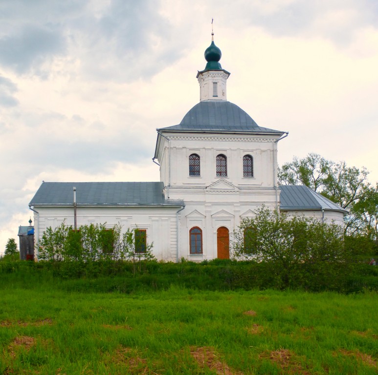 Романово-на-Рокше. Церковь Воздвижения Креста Господня. фасады