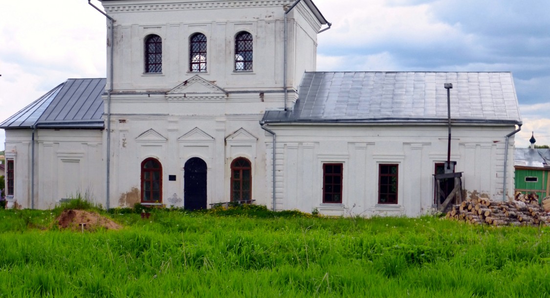 Романово-на-Рокше. Церковь Воздвижения Креста Господня. архитектурные детали