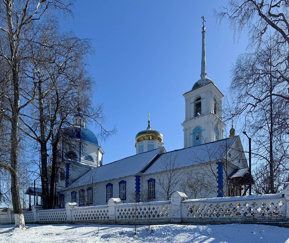 Вид с северо-запада, фасады. Церковь Казанской иконы Божией Матери, Гремячево (Кулебакский район, Нижегородская область)