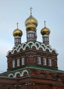 Церковь Николая Чудотворца, пять золотых купола храма<br>, Грязи, Грязинский район, Липецкая область