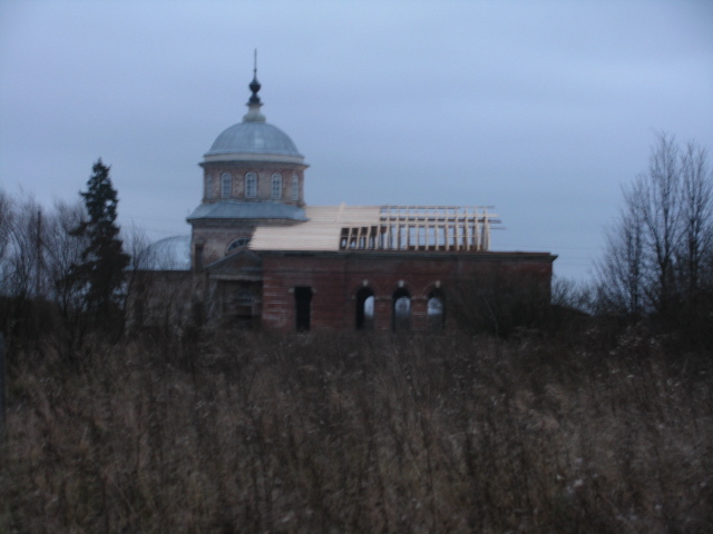 Церковь Воскресения Словущего, Красная Гора (Калининский район, Тверская область). общий вид в ландшафте, Вид с севера