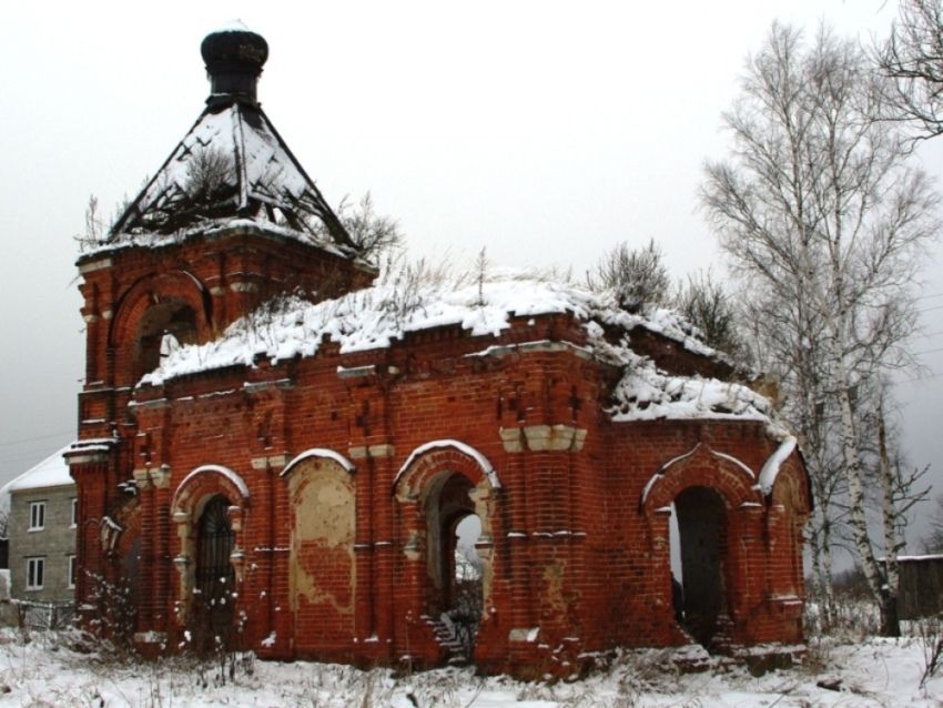 Пирогово. Часовня в память о спасении Александра II при покушении 4 апреля 1866 года. фасады, вид с юго-востока