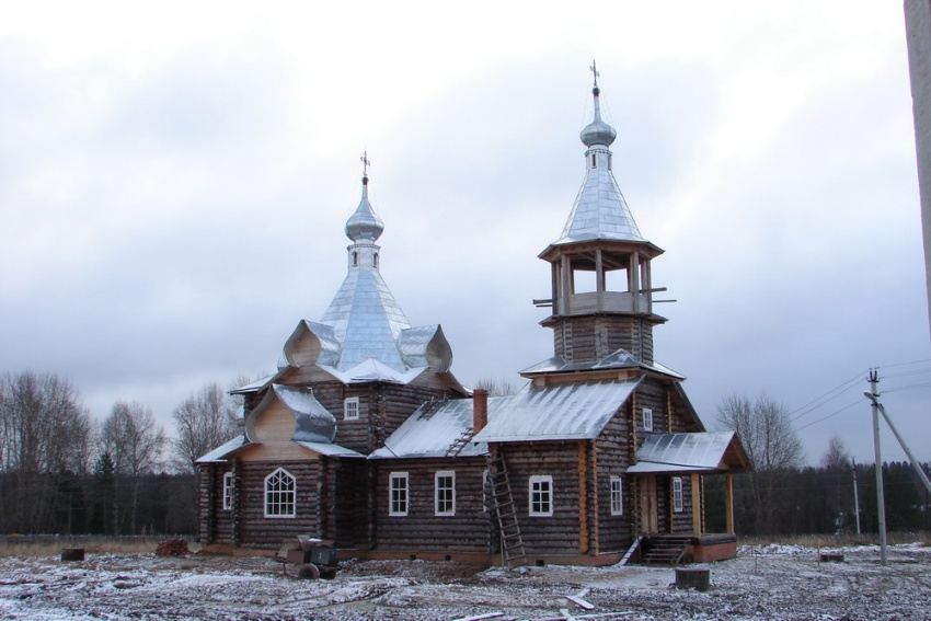 Церковь Агапита Маркушевского, Нюксеница (Нюксенский район, Вологодская область). общий вид в ландшафте