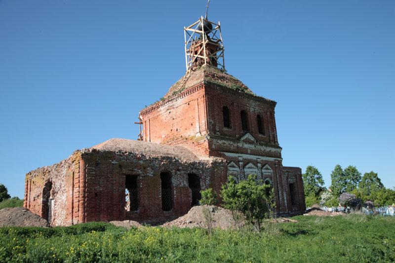 Романово-на-Рокше. Церковь Воздвижения Креста Господня. фасады