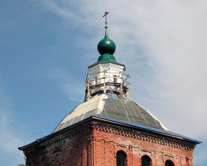 Церковь Воздвижения Креста Господня, Романово-на-Рокше (Переславский район и г. Переславль-Залесский, Ярославская область). архитектурные детали
