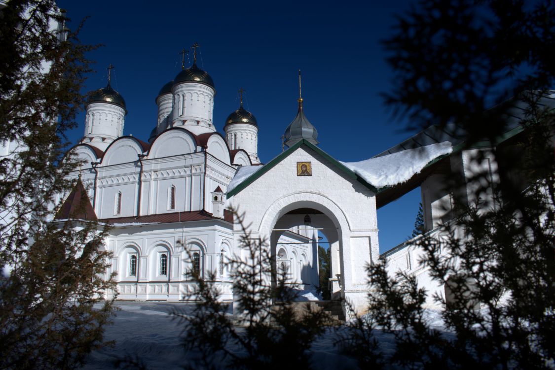 Монастыри смоленской области. Оболенский монастырь в Дорогобужском районе сообщение.